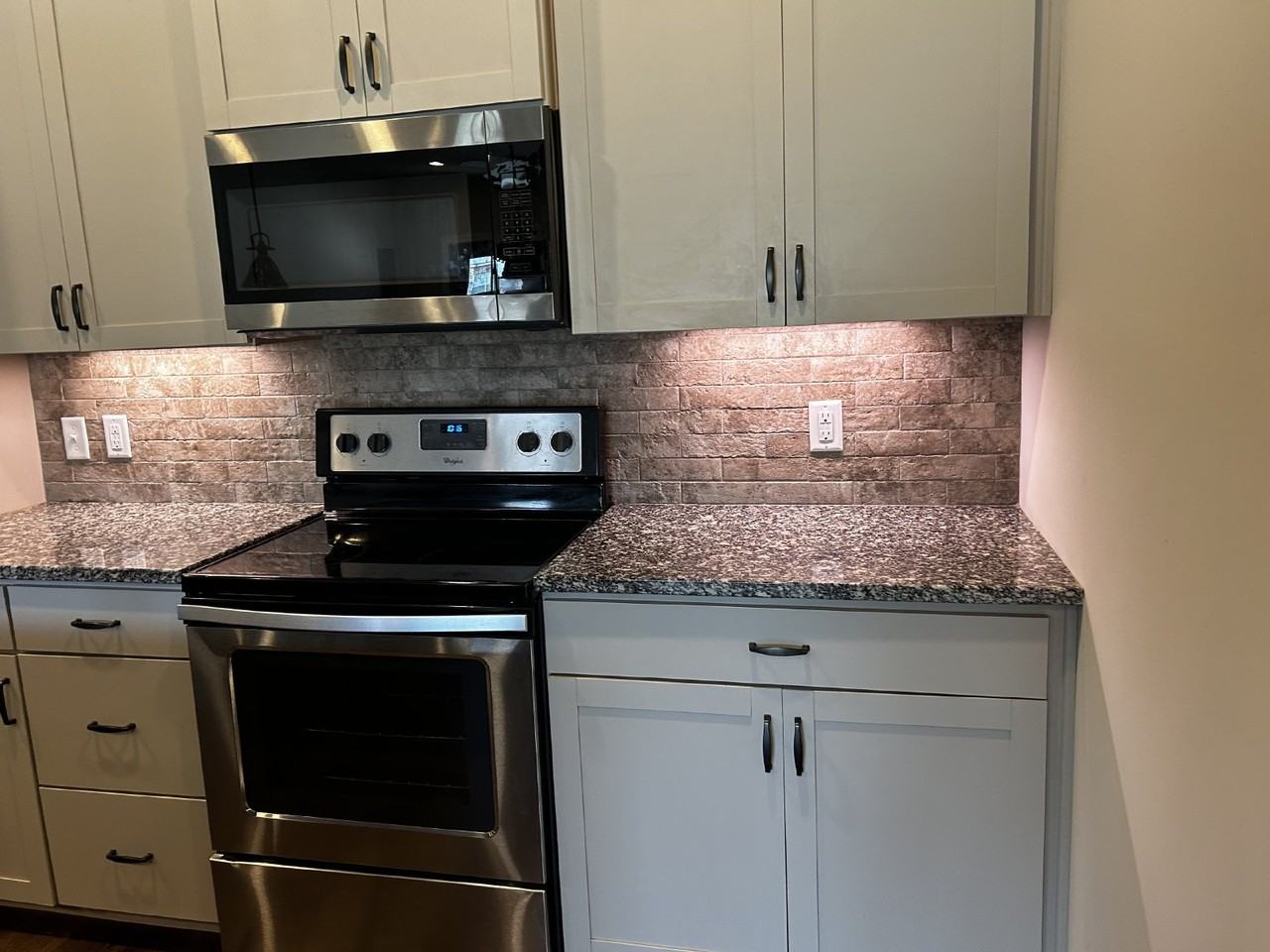 241 Cypress Rdg - Photo 4 of 9