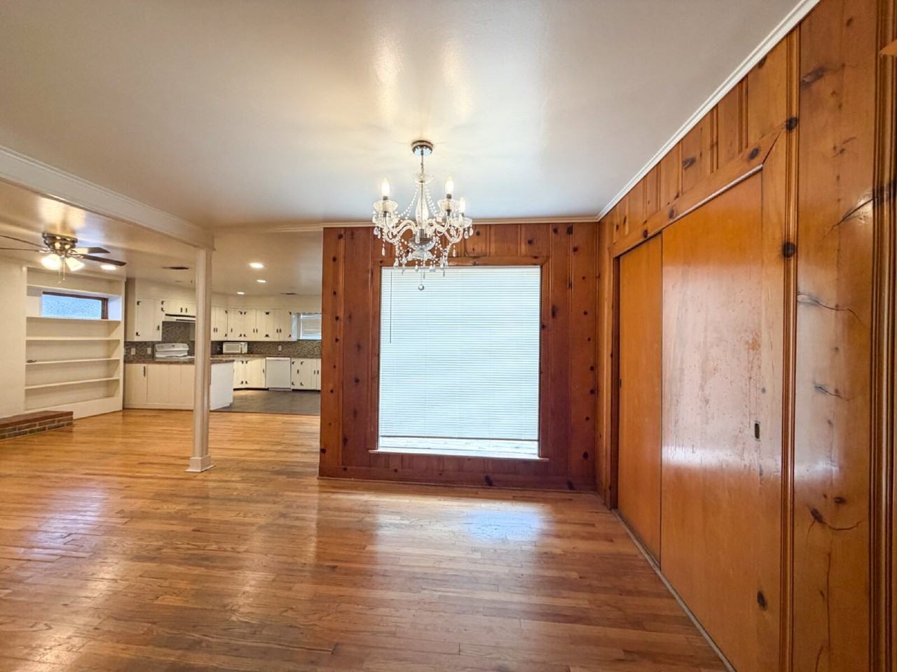 3520 30th St - Photo 2 of 12