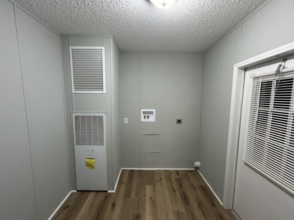 675 Whiteaker Springs Rd - Photo 2 of 17