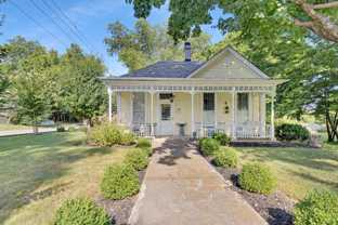 221 Walnut St - Photo 1 of 1