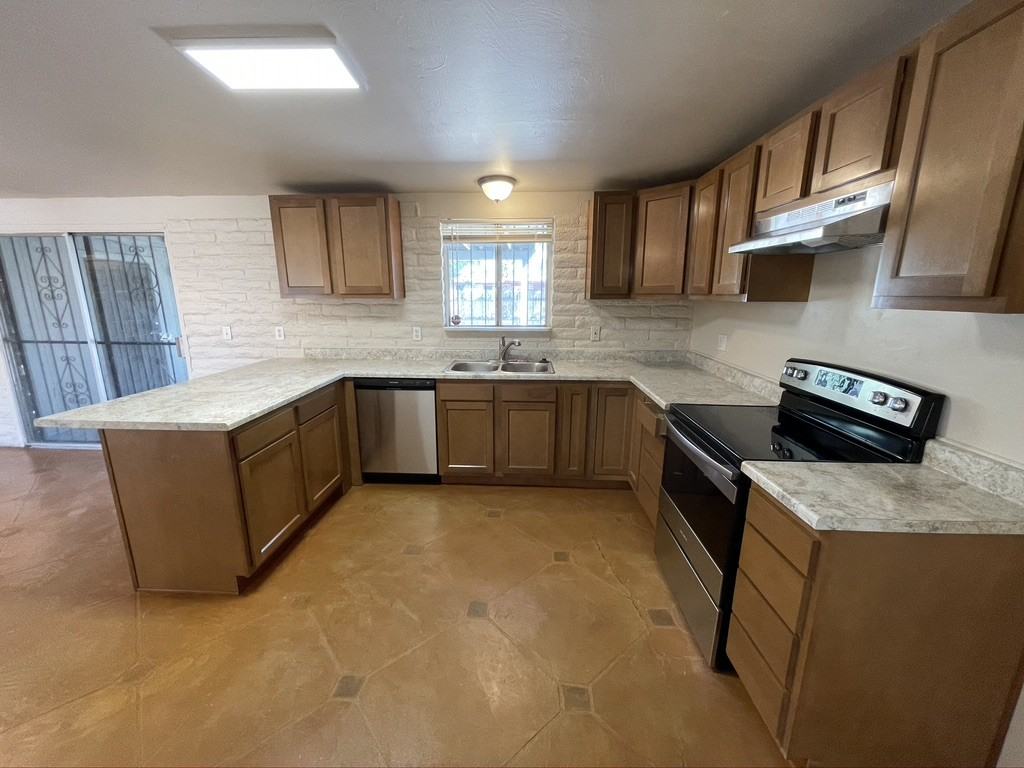 7655 E Tulip Tree St #1 - Photo 7 of 31
