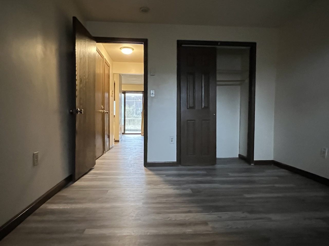 Loder Court - Photo 5 of 11