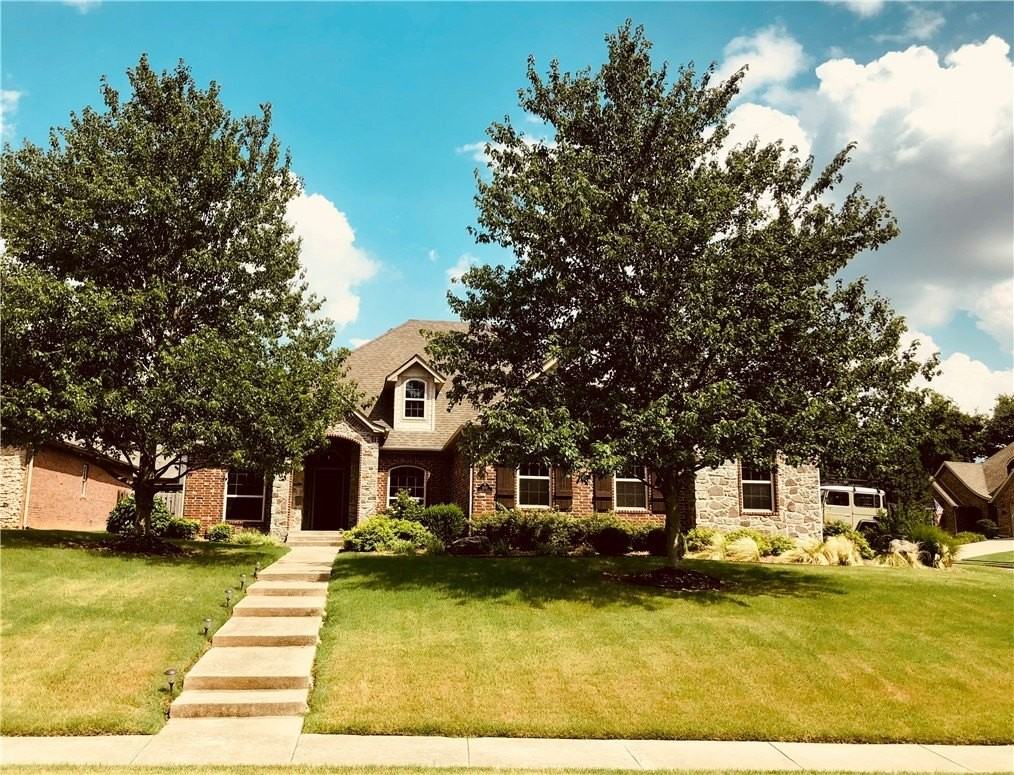 1051 Hunters Pointe - Photo 2 of 25