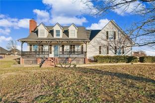 1092 Main St - Photo 1 of 1