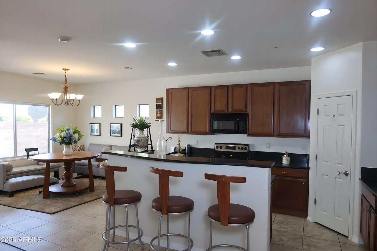 5316 W El Cortez Trl - Photo 4 of 38