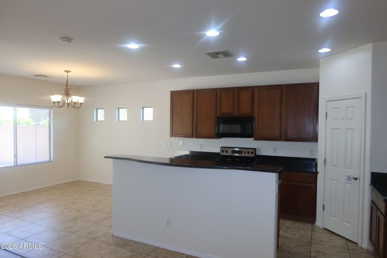 5316 W El Cortez Trl - Photo 5 of 38