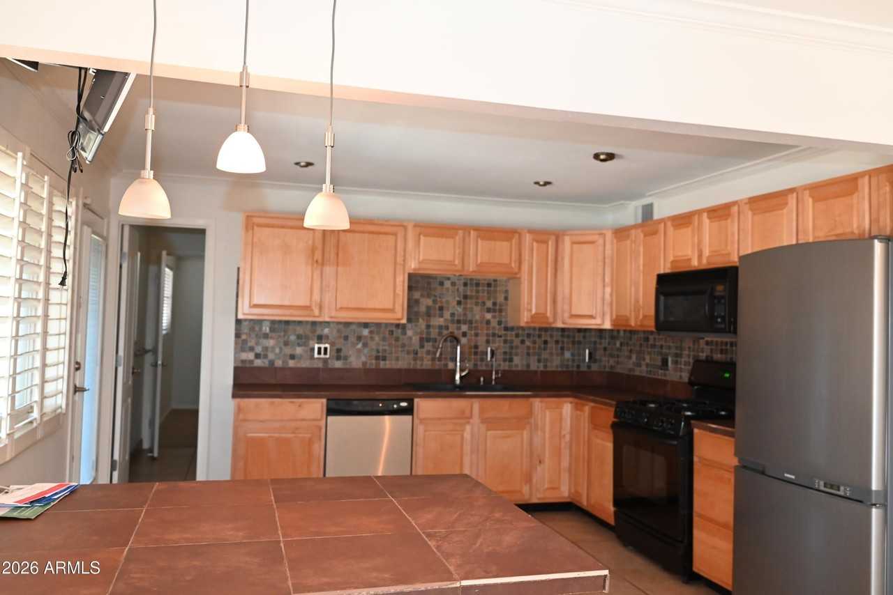 3626 N 80th Pl - Photo 5 of 19