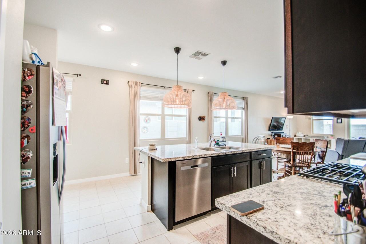 21765 N Rummler Ln - Photo 7 of 37