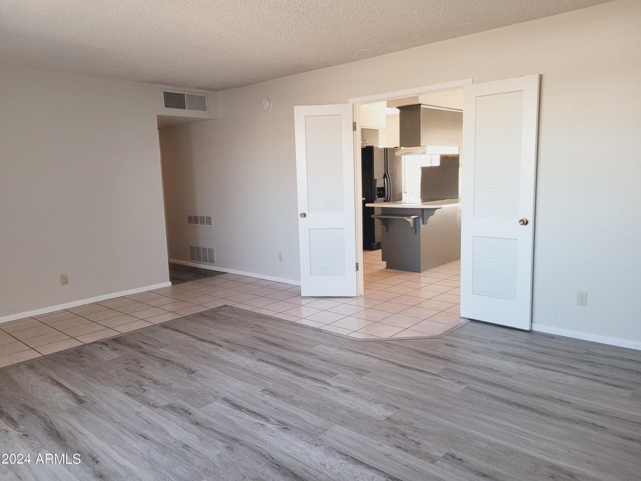 8425 E Crestwood Way - Photo 3 of 21