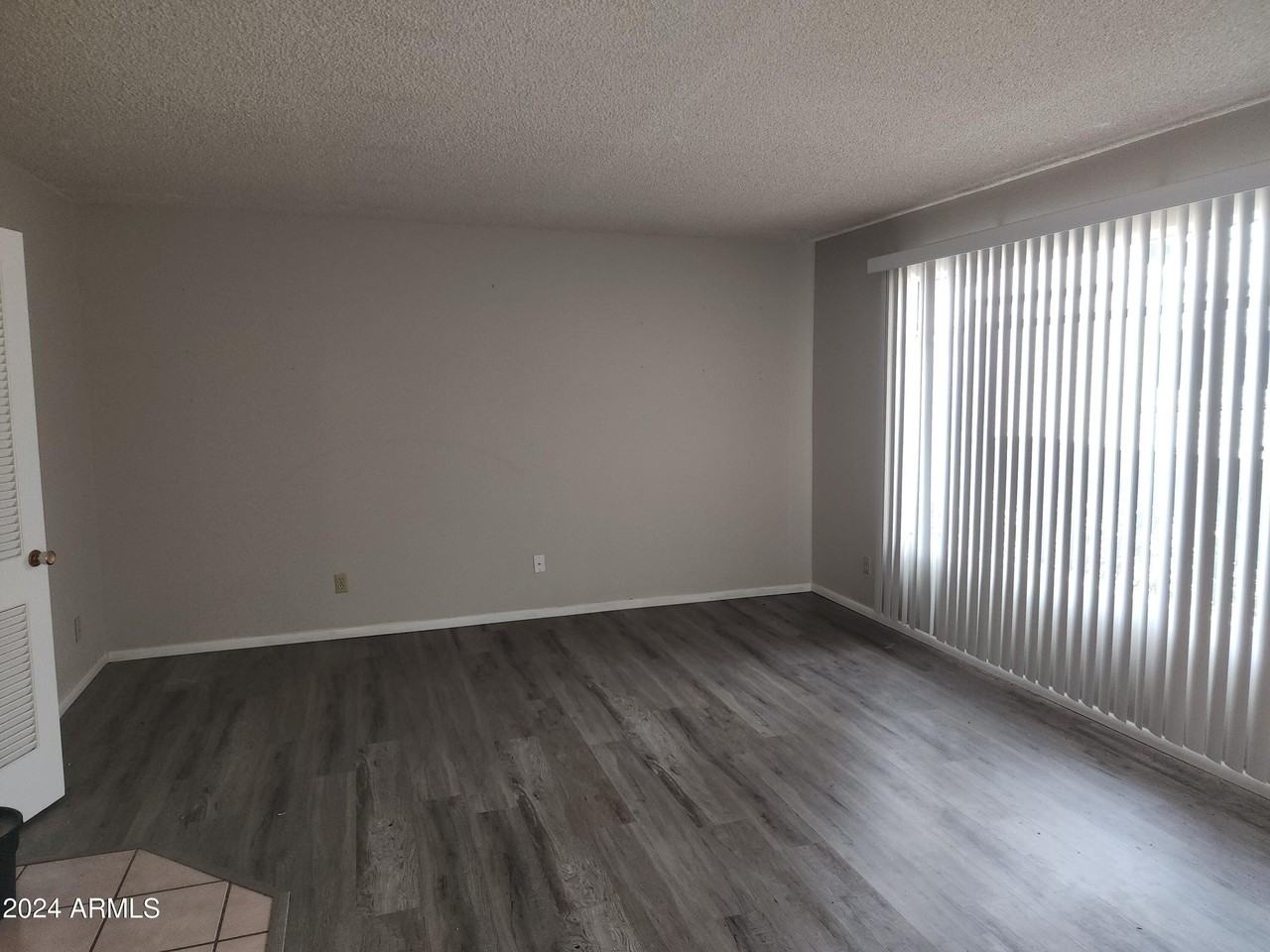 8425 E Crestwood Way - Photo 6 of 21