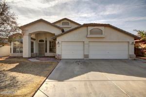 featured image of 12715 W Cambridge Ave