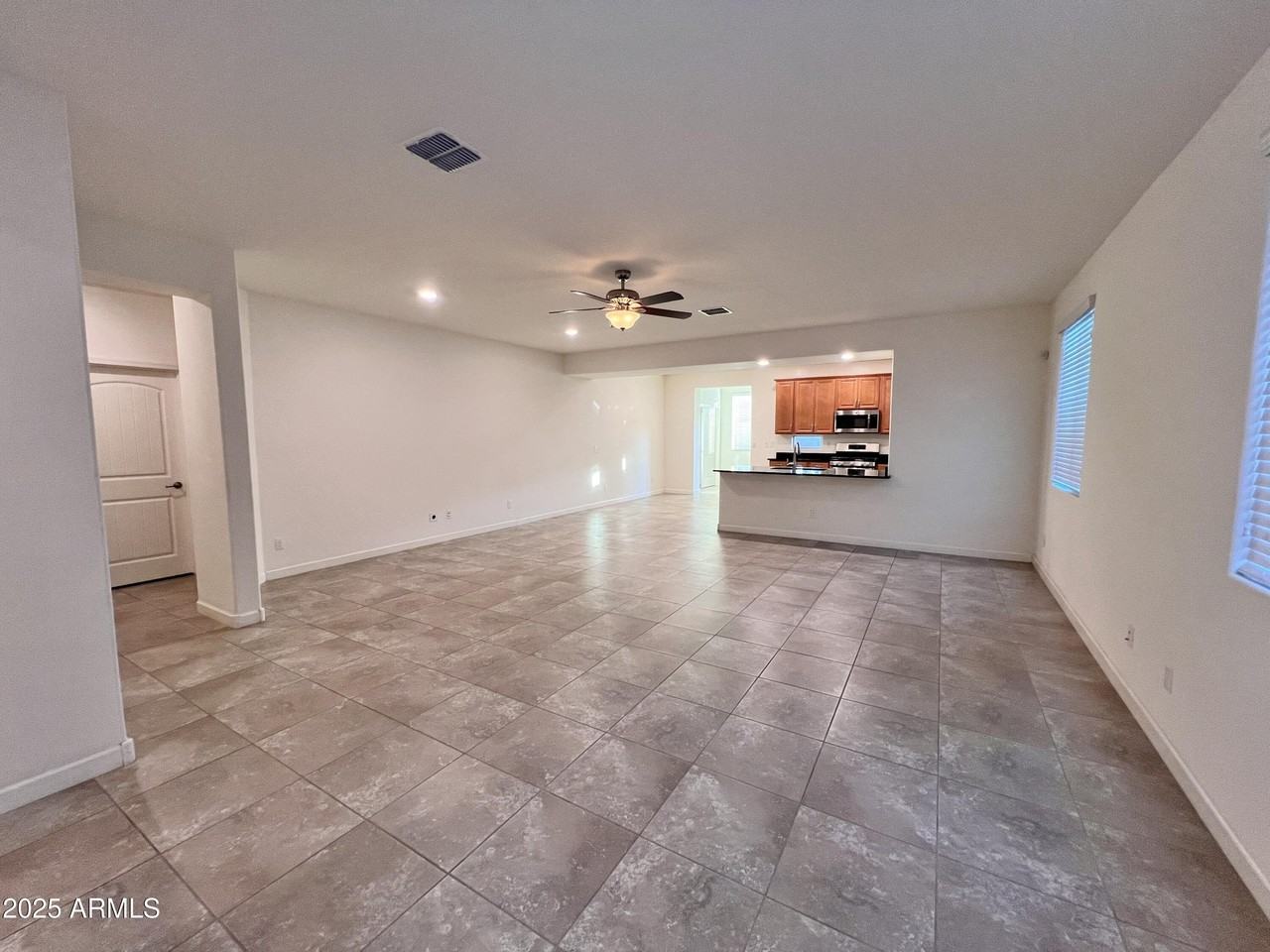 4123 E Roy Rogers Rd - Photo 3 of 43