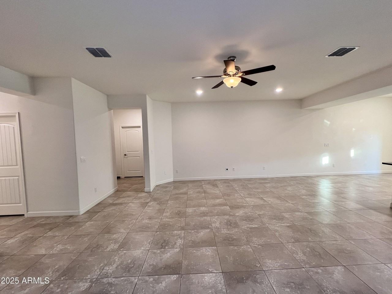 4123 E Roy Rogers Rd - Photo 4 of 43