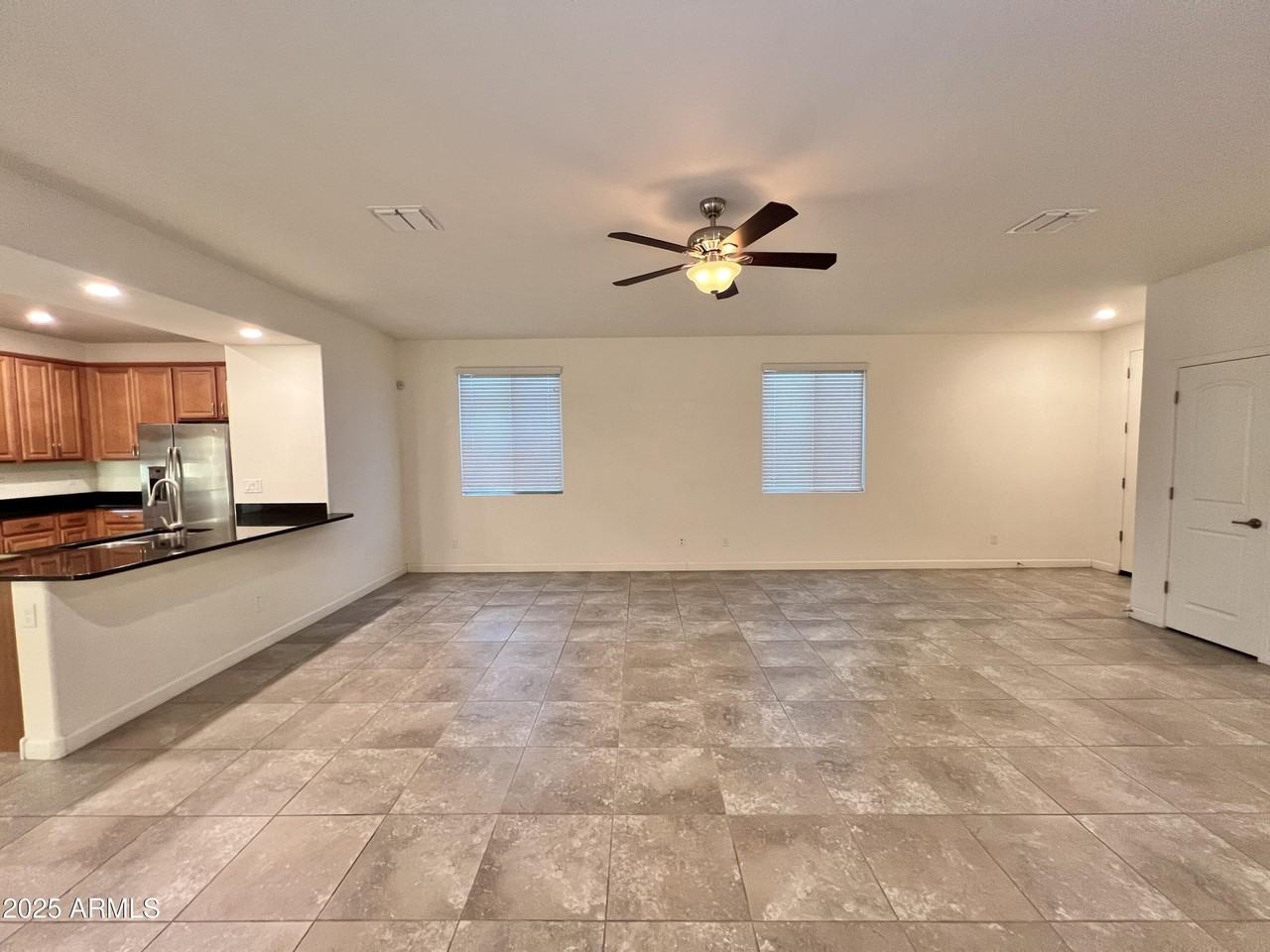 4123 E Roy Rogers Rd - Photo 7 of 43
