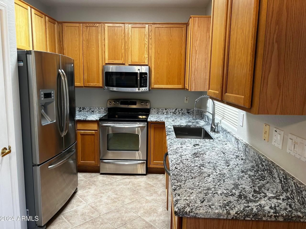 19103 N Emerald Cove Way - Photo 2 of 24