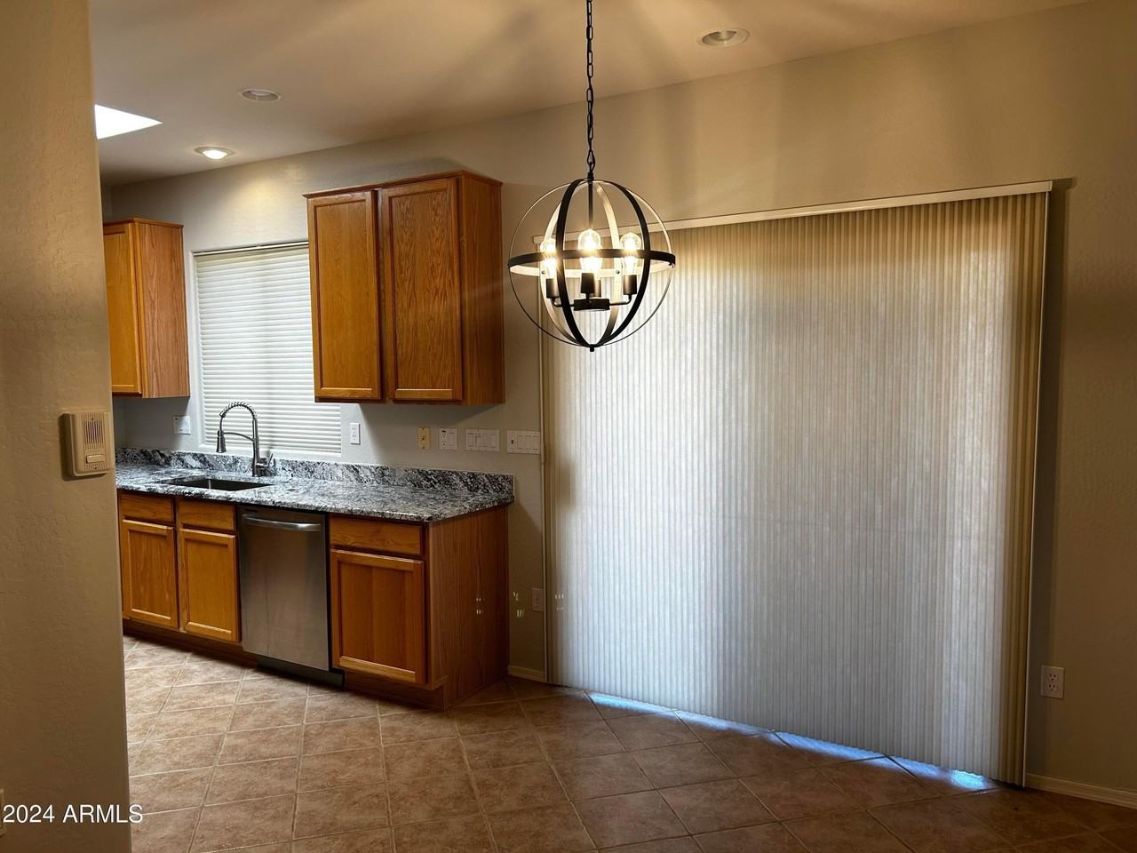 19103 N Emerald Cove Way - Photo 5 of 24