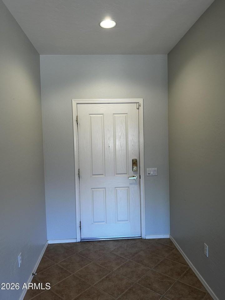 19103 N Emerald Cove Way - Photo 6 of 24