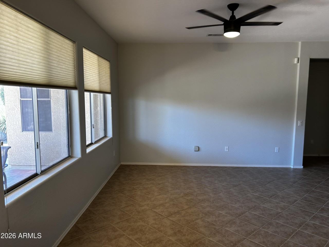 19103 N Emerald Cove Way - Photo 7 of 24