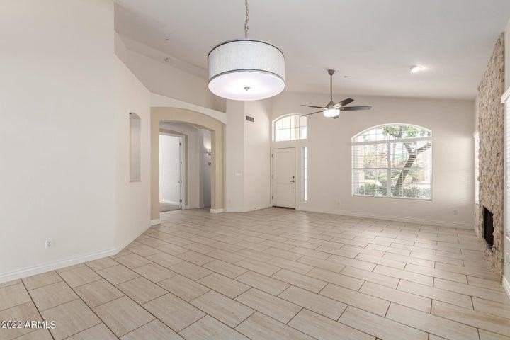 11838 E Carol Ave - Photo 6 of 41