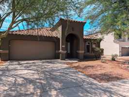 featured image of 738 E Saddle Way