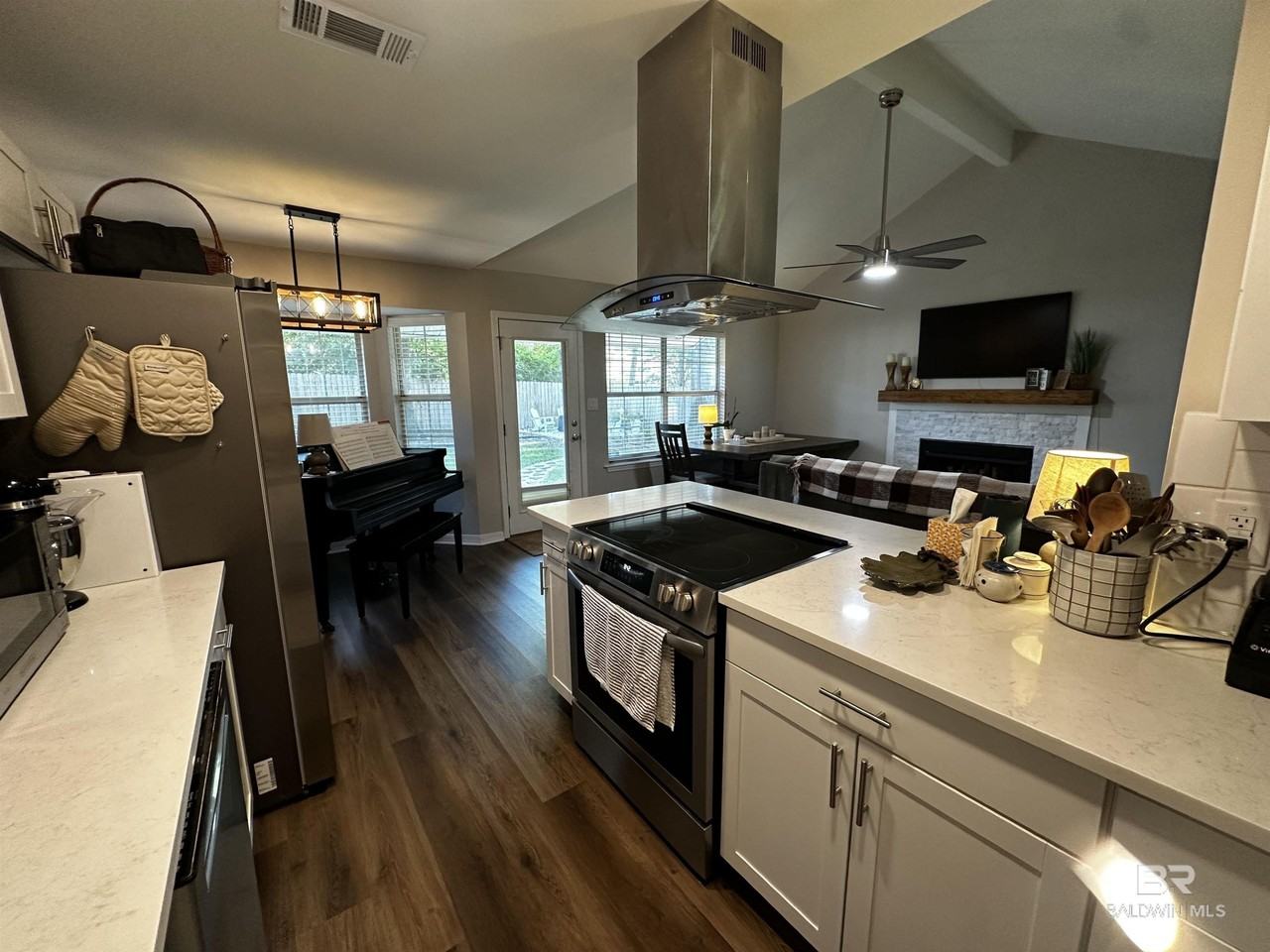 111 Shiloh Dr - Photo 6 of 21
