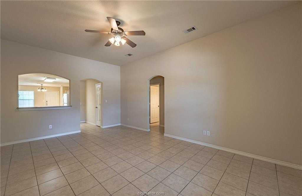 3557 Paloma Ridge Dr #3557-3559 - Photo 4 of 32