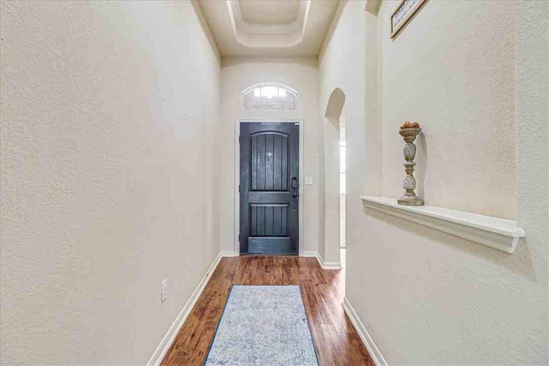 2242 Anacua St - Photo 3 of 39