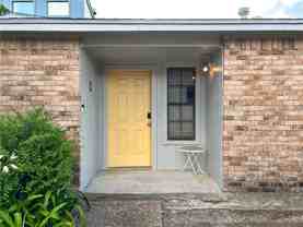 1818 Rodd Field Rd #E2 - Photo 1 of 1