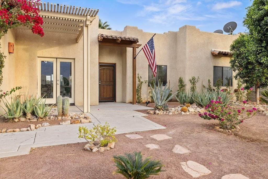30932 Osceola Pl - Photo 3 of 27