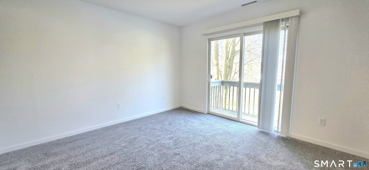 14 Berwyn St - Photo 5 of 9