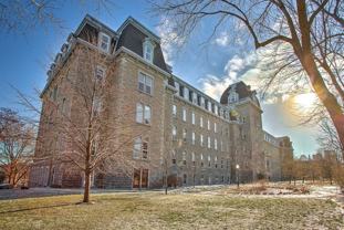 260 Rue Sherbrooke E - Photo 1 of 1