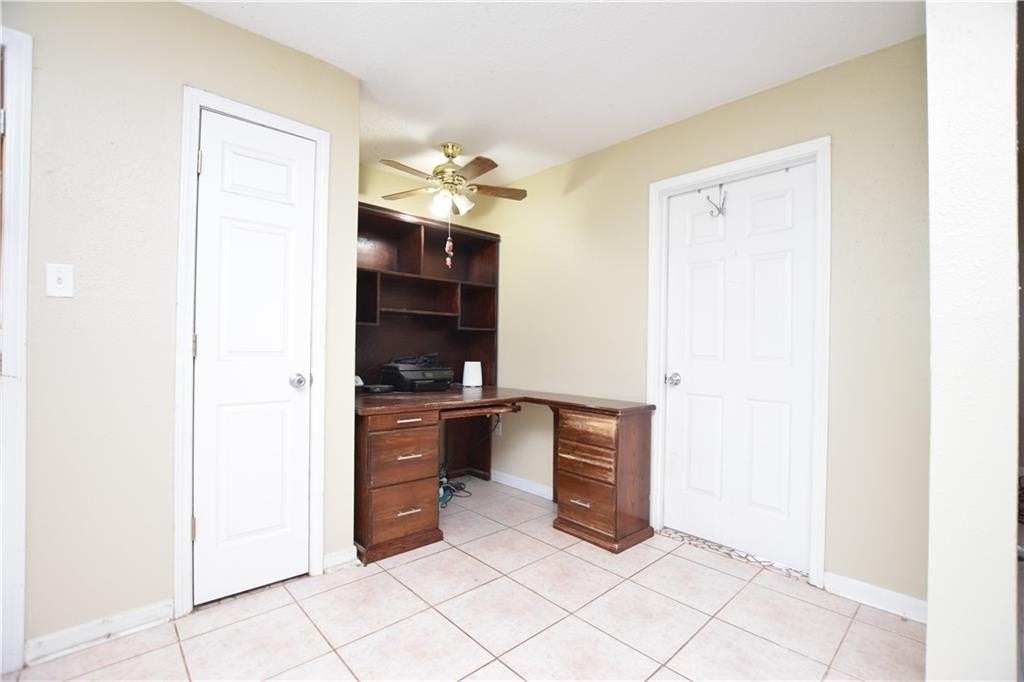 2023 Hempstead Dr - Photo 5 of 11