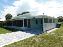 featured image of 9896 Pine St