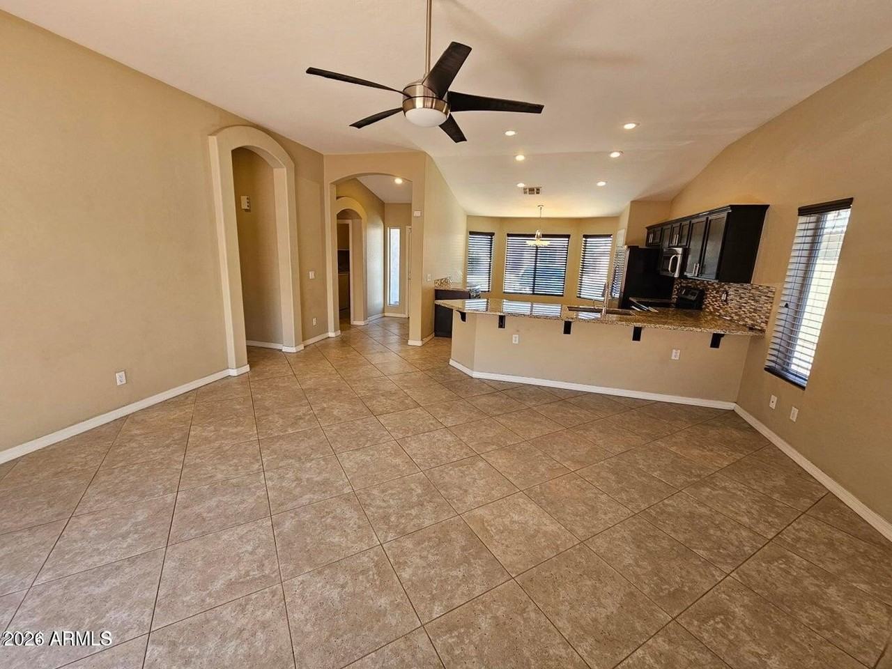 16804 N 20th St - Photo 5 of 23