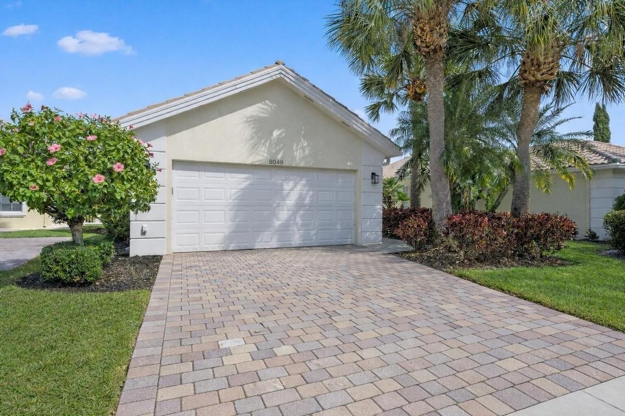 8049 Nevis Pl - Photo 4 of 45