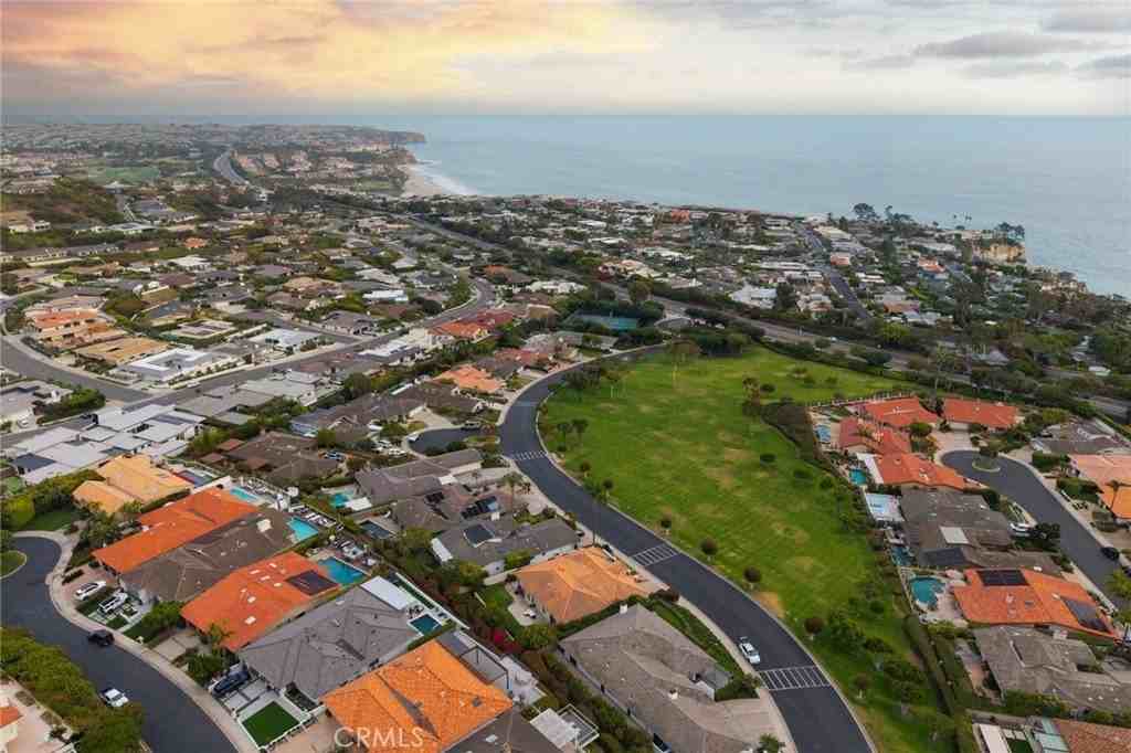 32382 Via Mentone - Photo 4 of 34