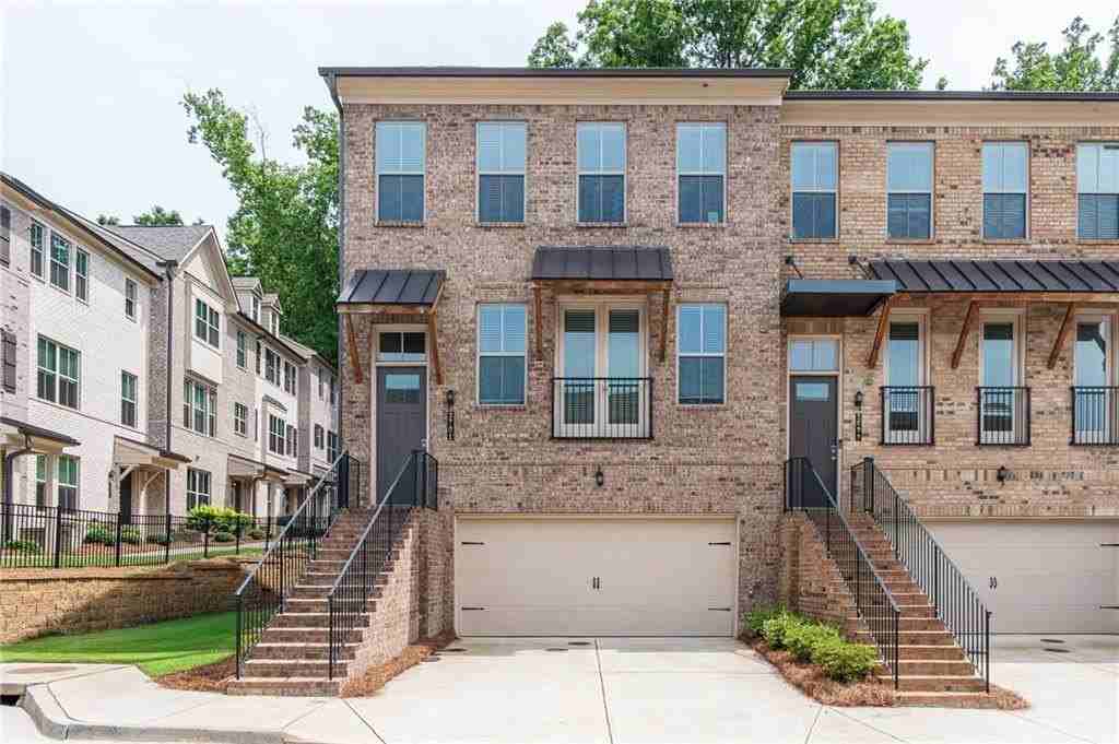 2701 Cedar Pine Way