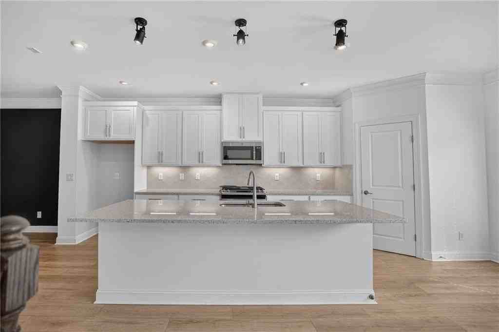 3461 Koyla Lndg - Photo 5 of 50