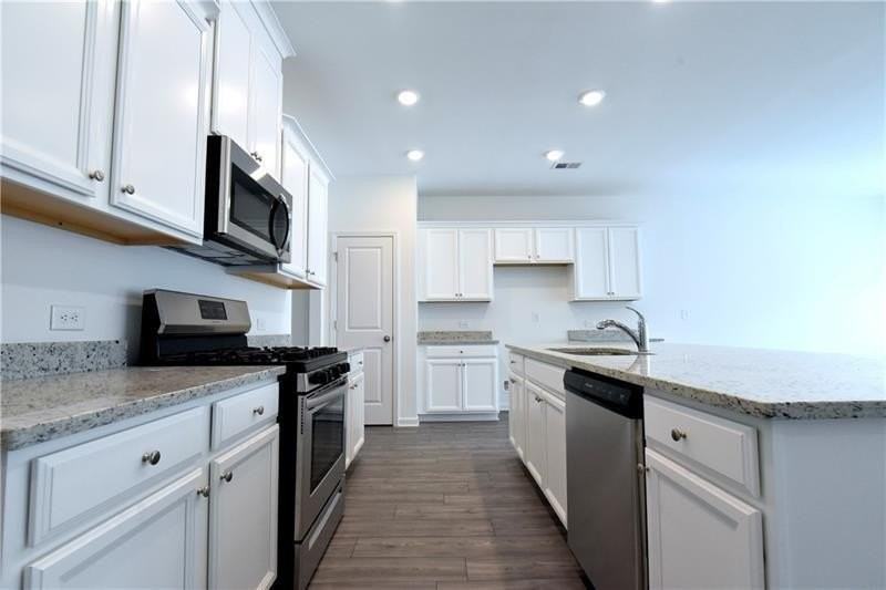 572 Sausalito Walk - Photo 6 of 40