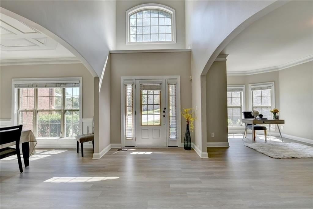 4805 Shelbourne Dr - Photo 3 of 50