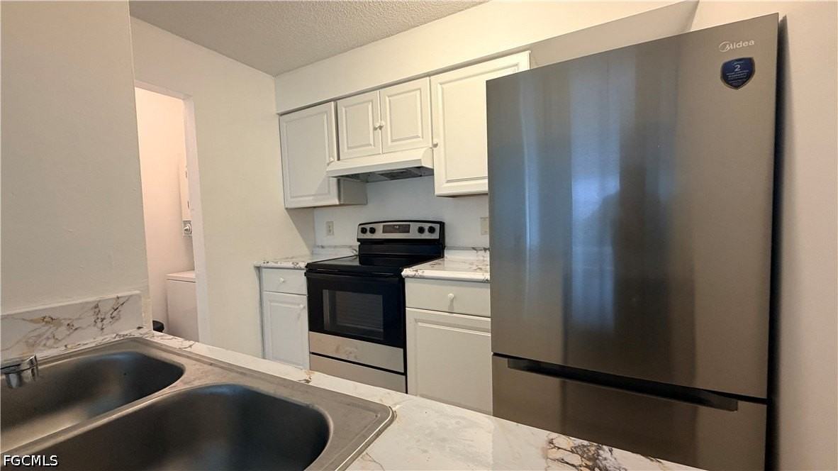 3407 Winkler Ave #309 - Photo 2 of 25