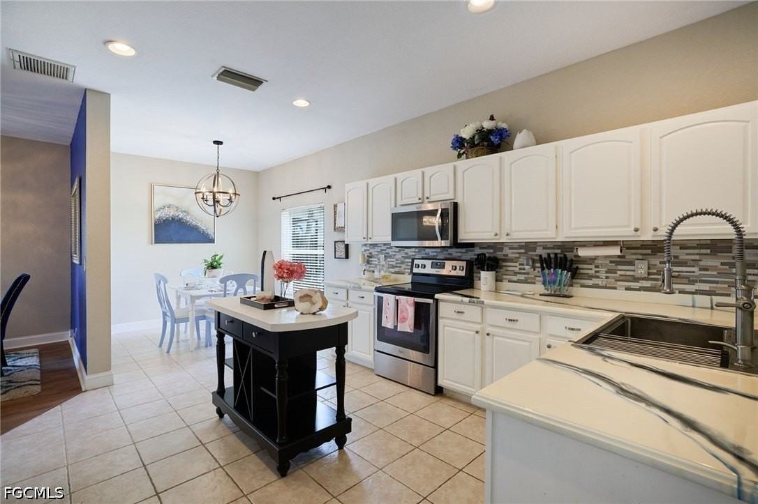2059 Willow Branch Dr - Photo 7 of 24