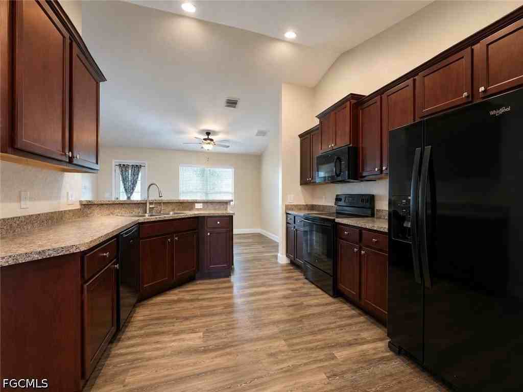 2600 Nw 1st Pl - Photo 7 of 22