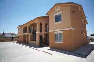 featured image of 3400 Blue Earth Ln #D