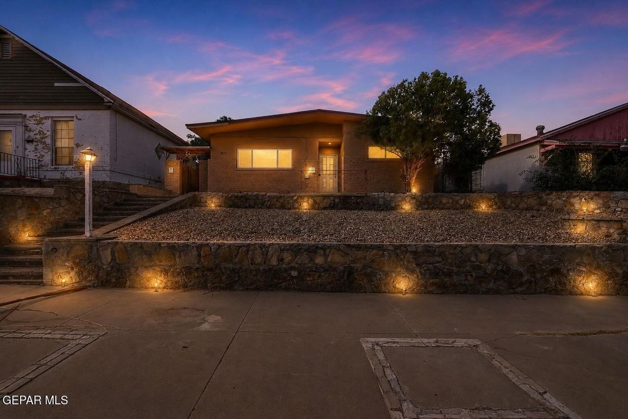 2413 Copper Ave #A - Photo 2 of 29