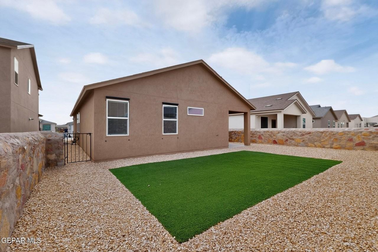 12621 Cono Norte Dr - Photo 3 of 38