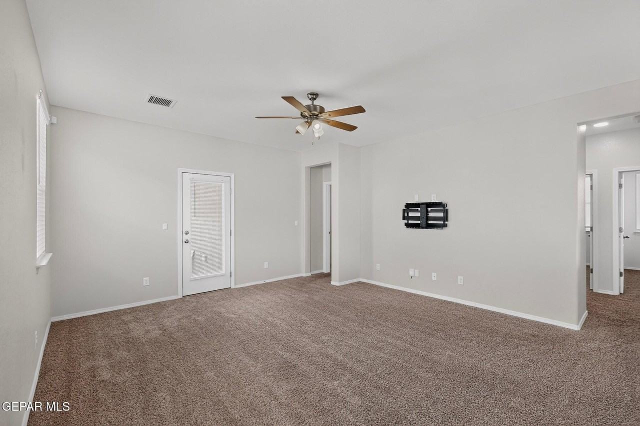 12621 Cono Norte Dr - Photo 4 of 38