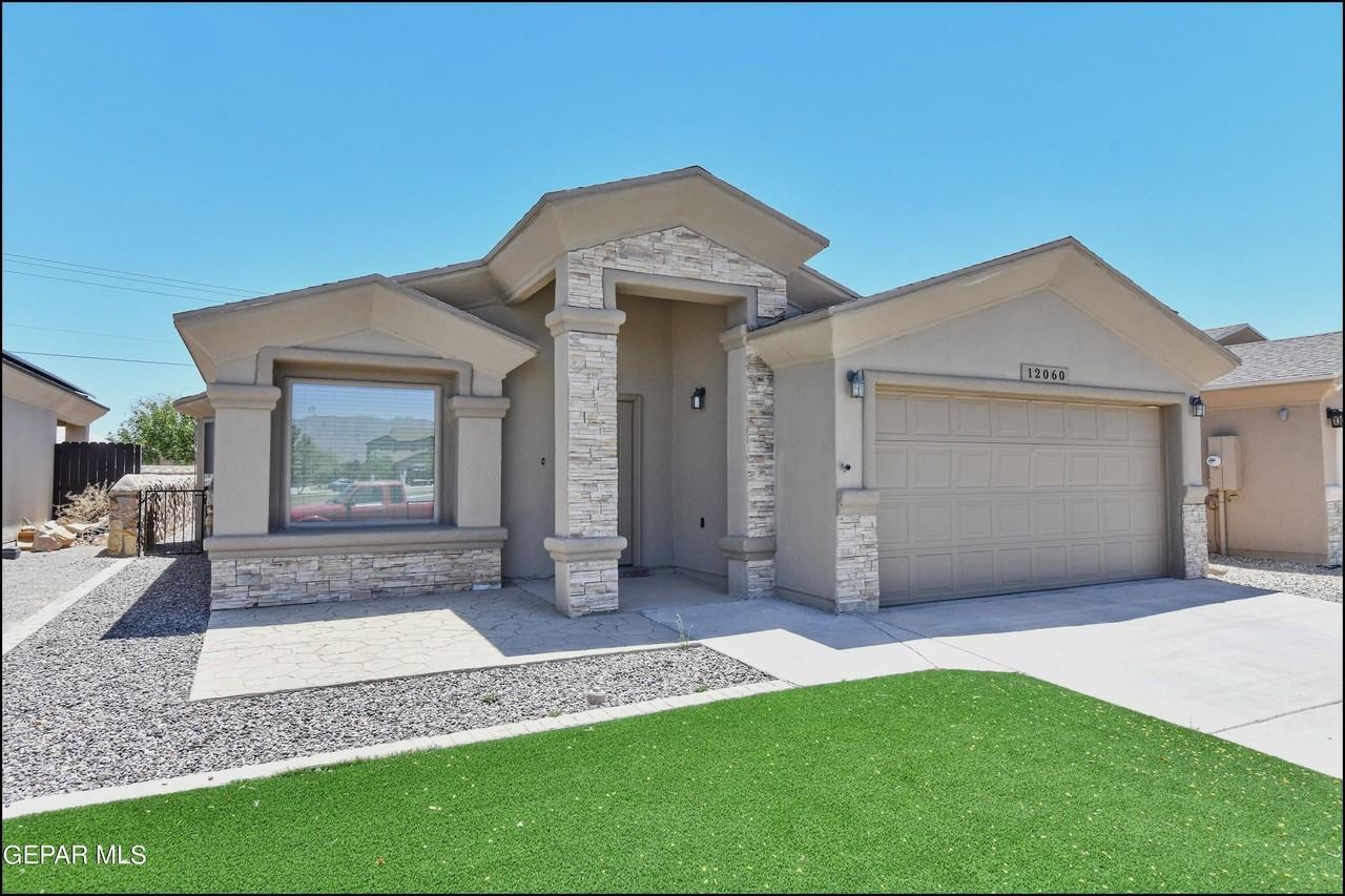 12060 Mesquite Thorn Dr - Photo 2 of 45