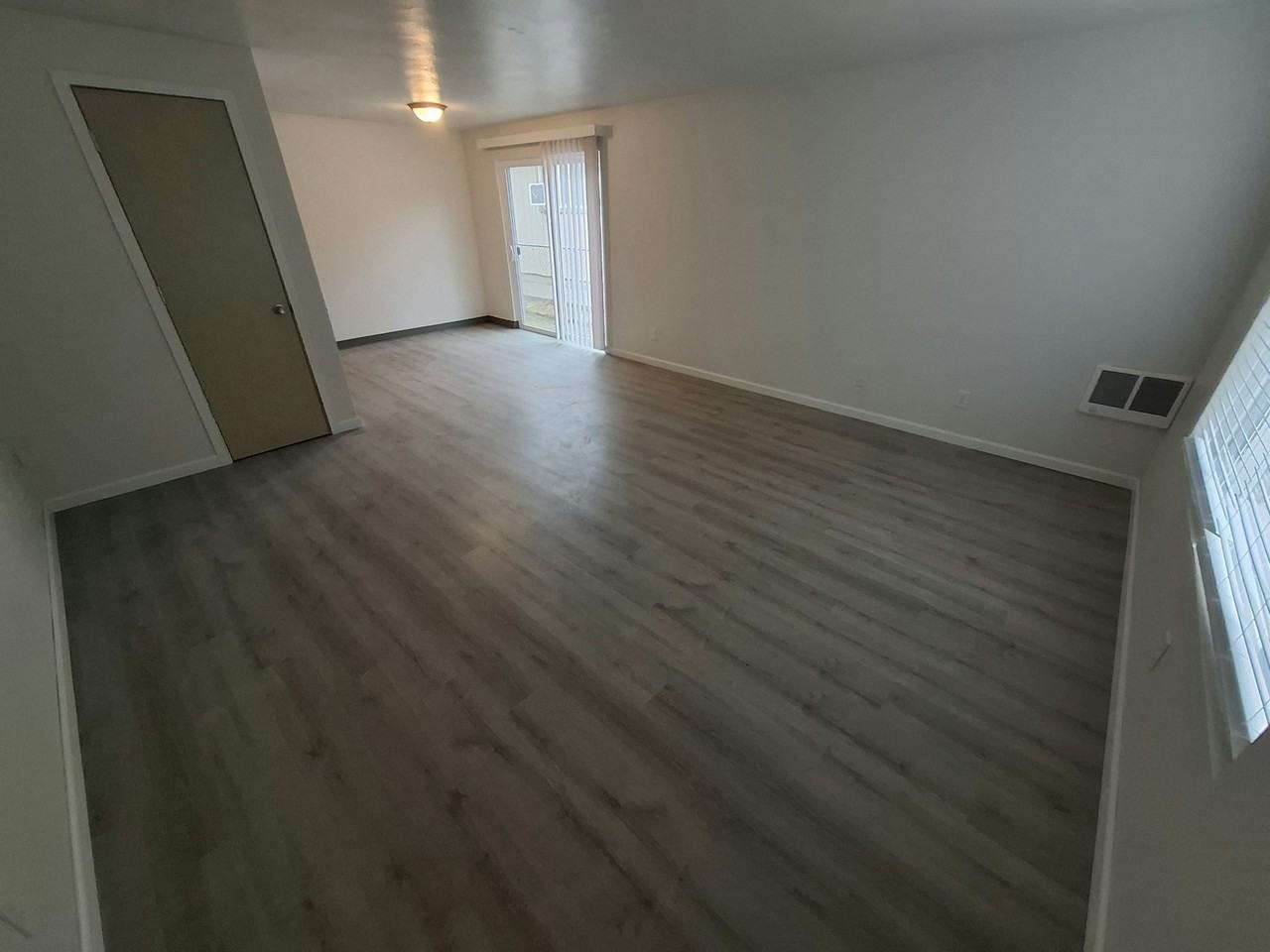 4862 Pennsylvania Ave SE, Unit 2 - Photo 6 of 14
