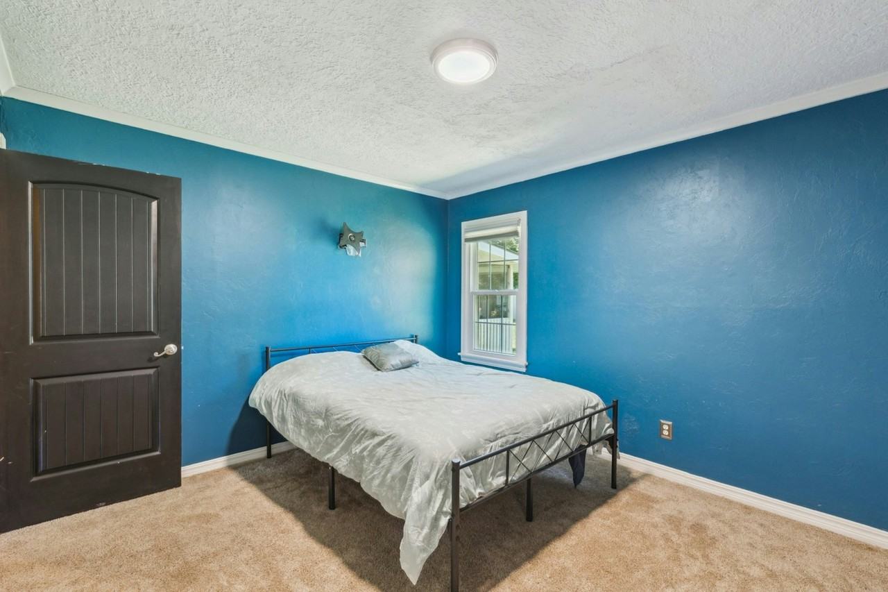 1101 Glenwood Avenue - Photo 7 of 37